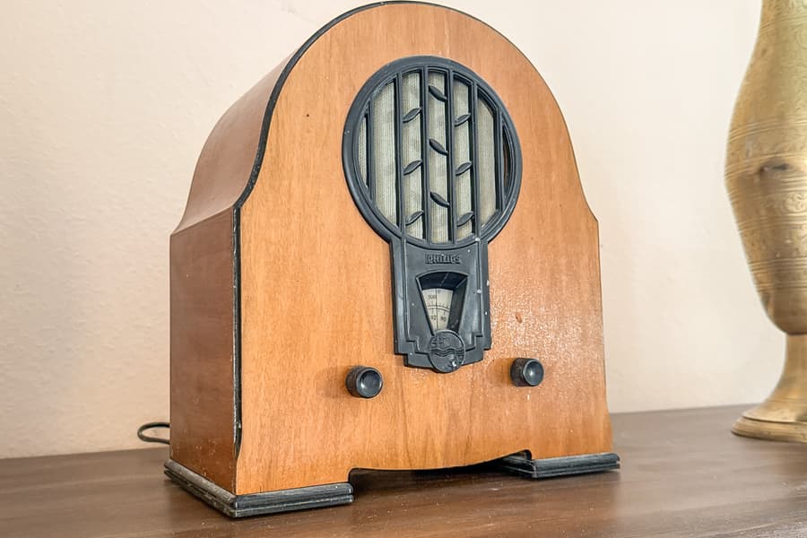 Vintage Radio Philips